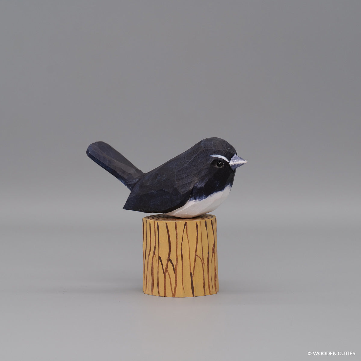 Willie Wagtail + Stand